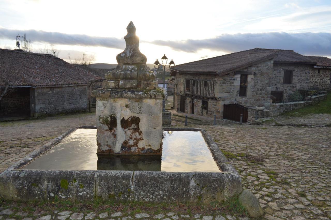 Casa Acogedora En Pueblo De Montana Vila Loma Somera Exterior foto